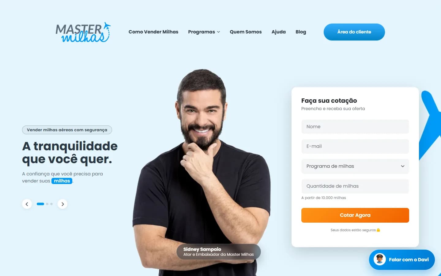 Master Milhas homepage with the brand ambassador and the Get your quote form